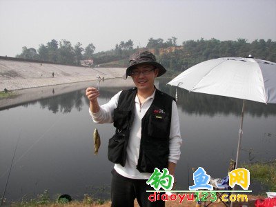 永安水库钓到鲫鱼