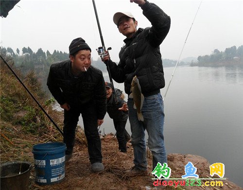 麻子滩水库钓鱼