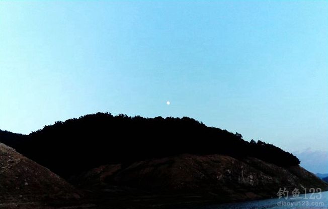 再次垂钓水丰湖鱼获颇丰