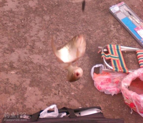 下杆就来个双飞，爽。