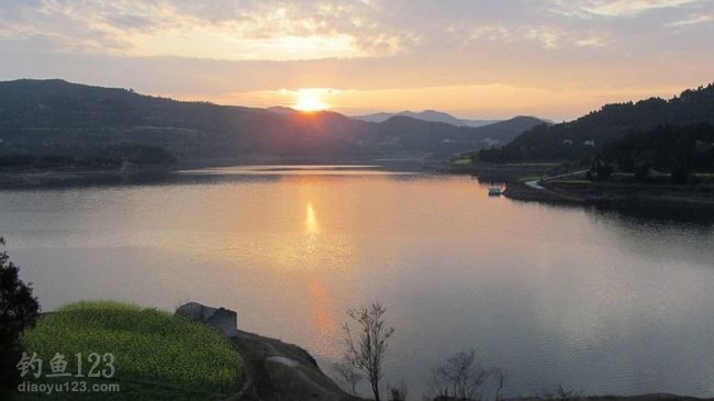 2015升钟湖水库垂钓攻略之春钓浅滩鱼