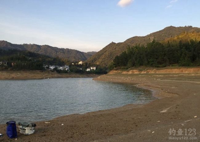 与渔友春季作钓山仔水库鱼获大丰收