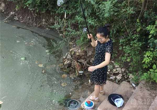 垂钓渔获