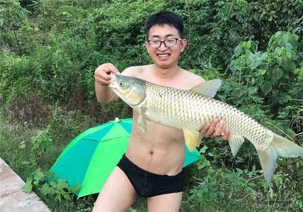 垂钓渔获