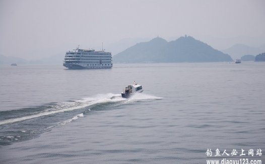 2013千岛湖秀水节之巨网捕鱼