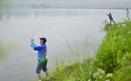 路亚发烧友游钓中国第三站岳阳长江洞庭湖
