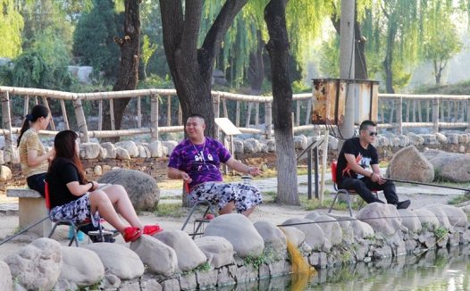 钓鱼运动已被越来越多的年轻人所接受